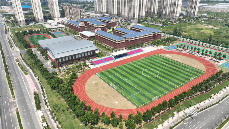 �����³�ʵ��ѧУ�ٸ�У������������������ˮ����ͼ