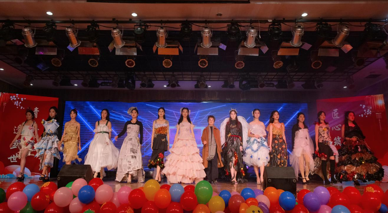 365Ӣ������(����)���޹�˾-Official website