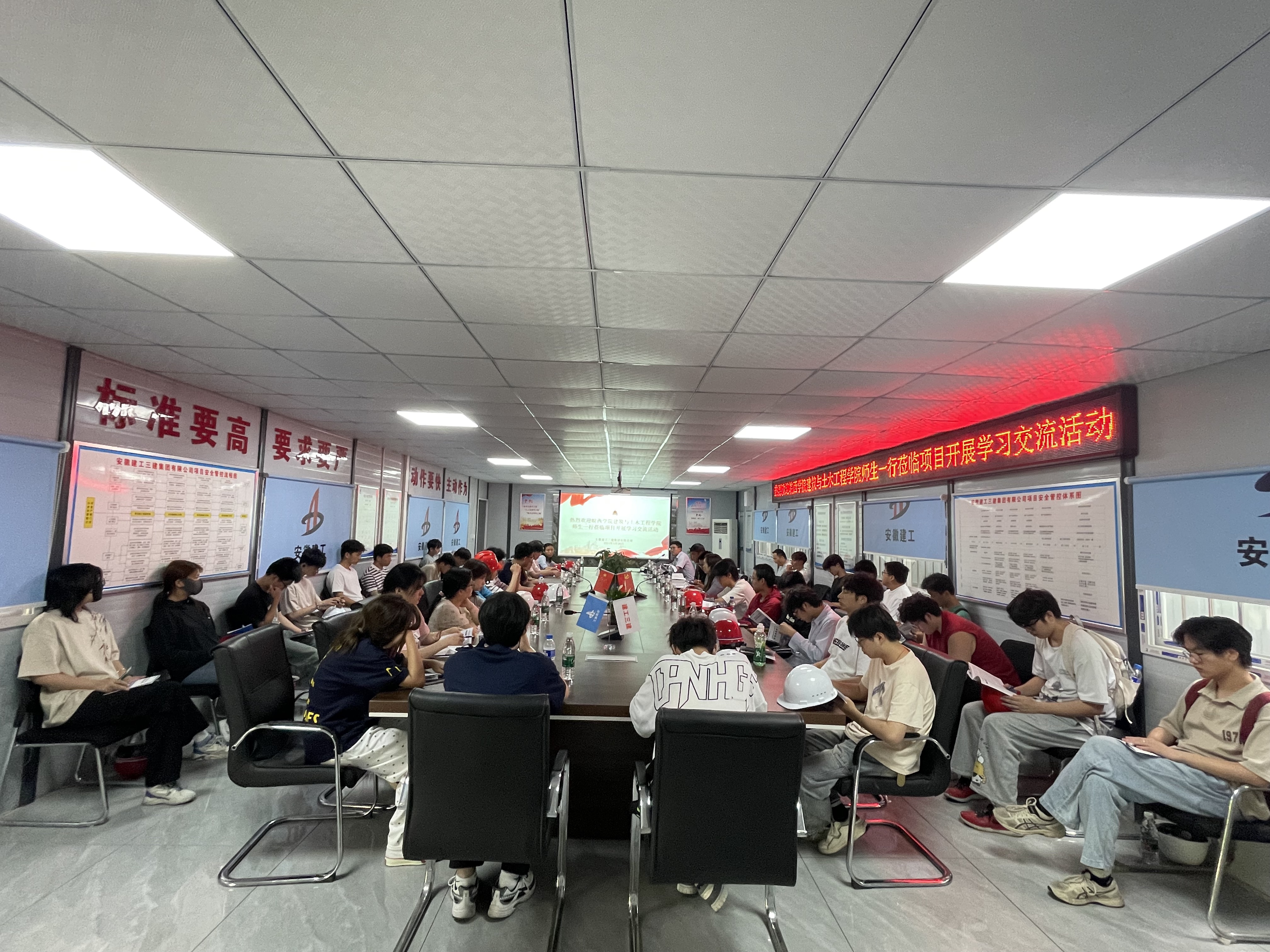 a98dabd73e2f1ad22f182fd3a81e1585.jpg a98dabd73e2f1ad22f182fd3a81e1585.jpg