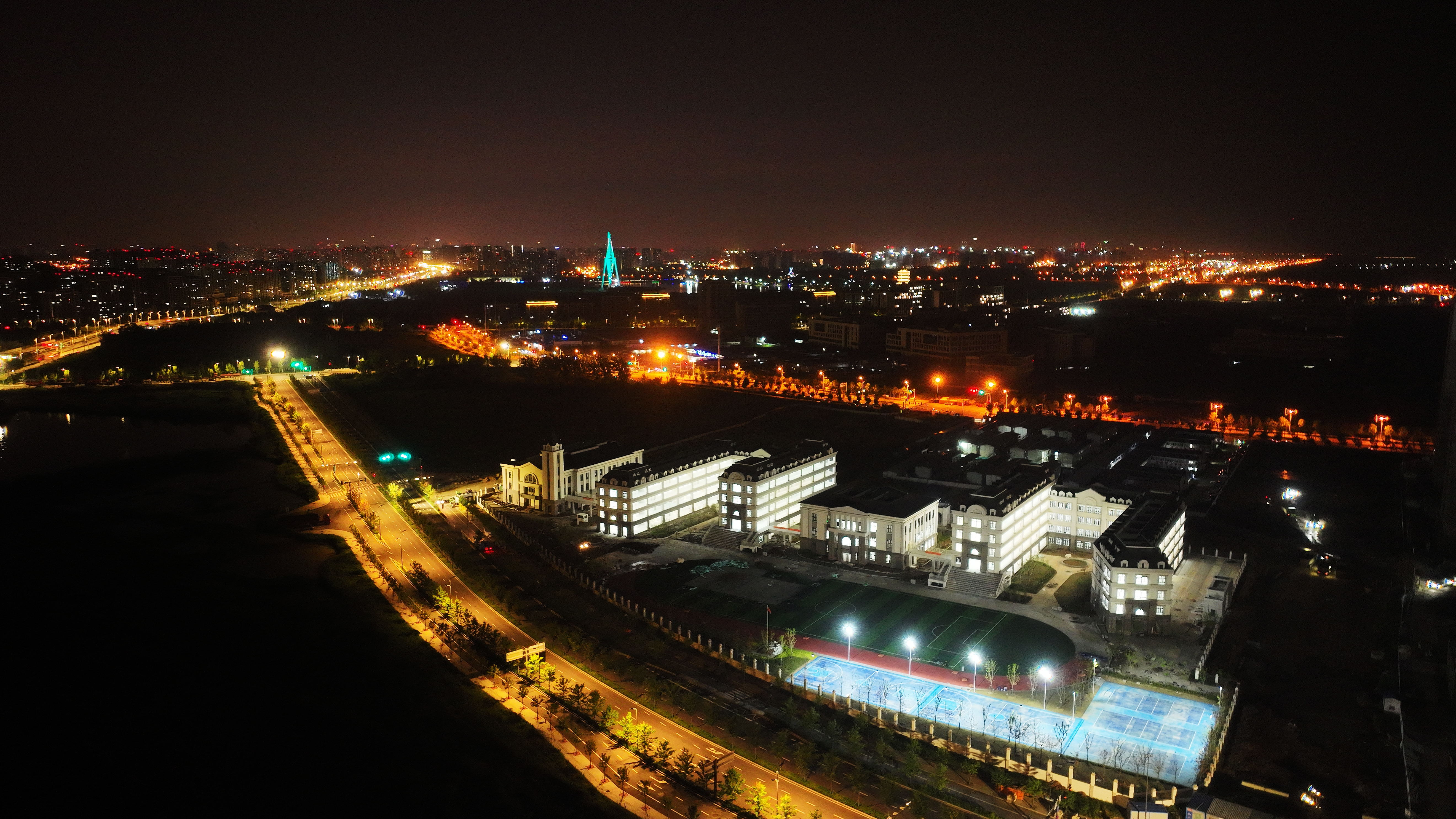 365英国上市(集团)有限公司-Official website