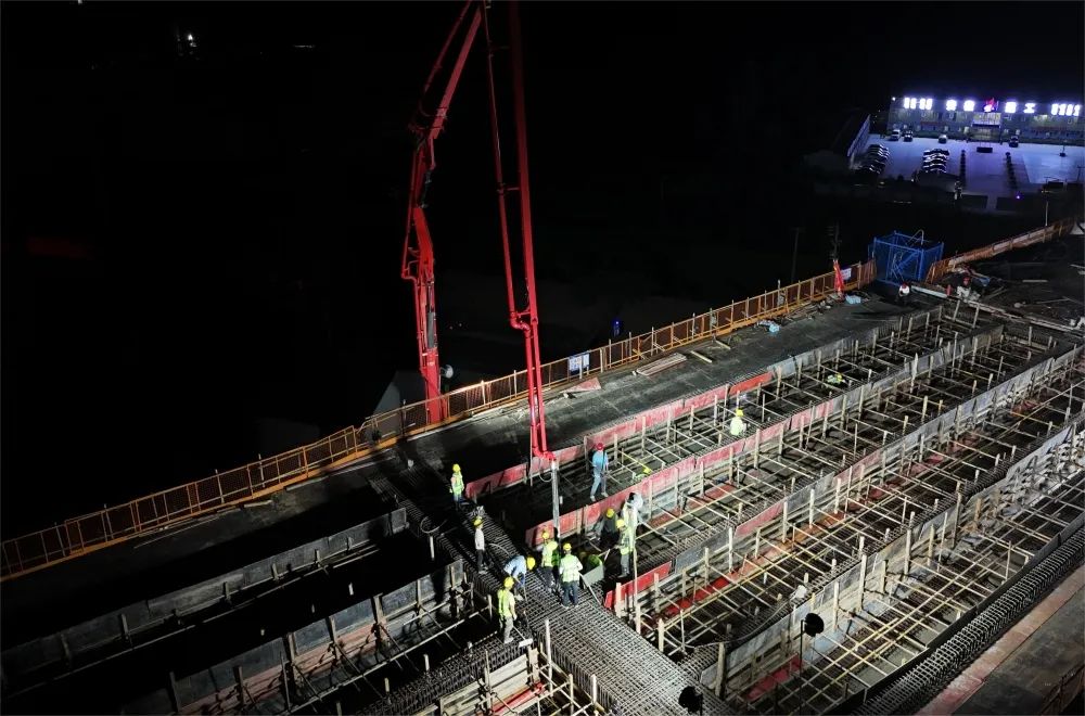 365英国上市(集团)有限公司-Official website