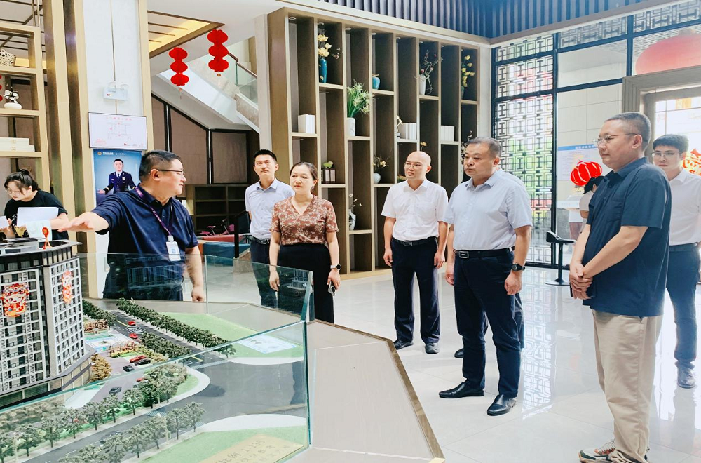 365英国上市(集团)有限公司-Official website