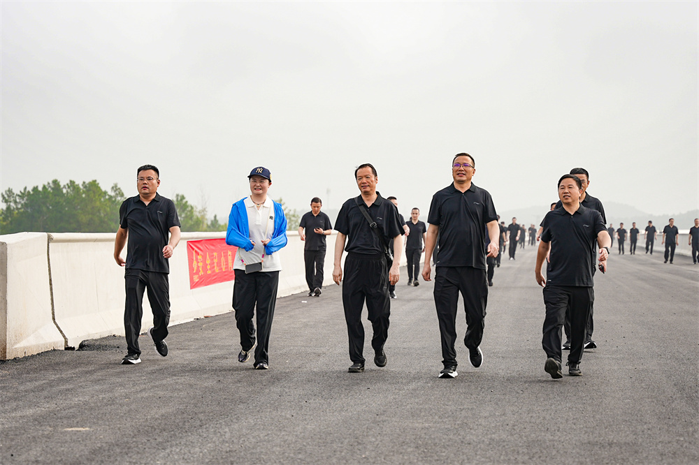365英国上市(集团)有限公司-Official website