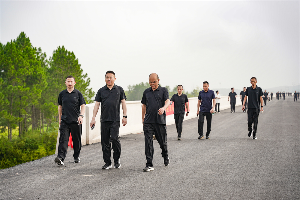 365英国上市(集团)有限公司-Official website
