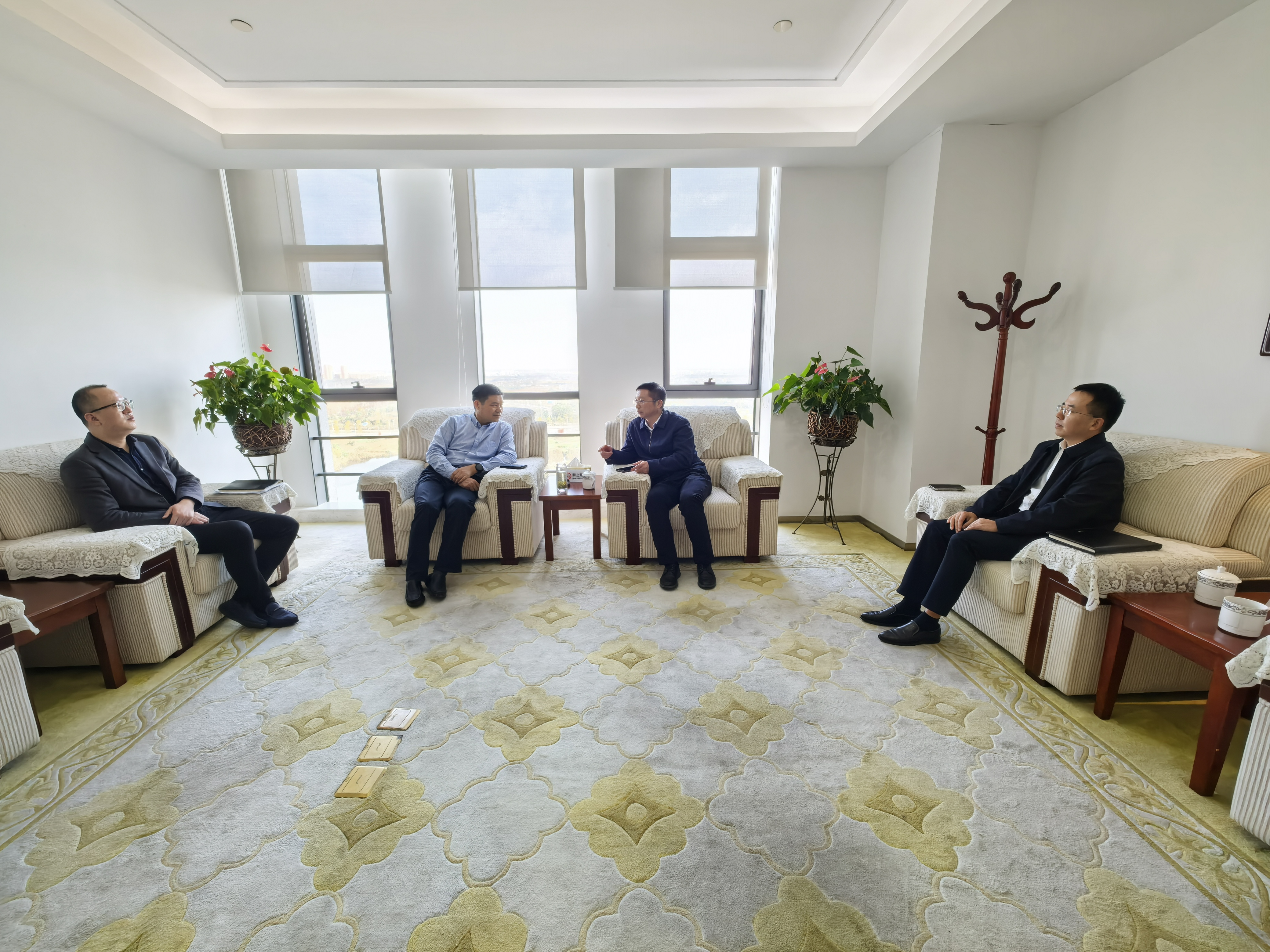 365英国上市(集团)有限公司-Official website